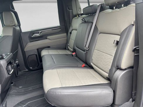 New 2026 Chevrolet Silverado 2500 ZR2 w/ LPO, Dark Essentials Package AWD/4WD image 14