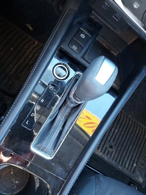 Used 2023 Nissan Kicks SV FWD image 17