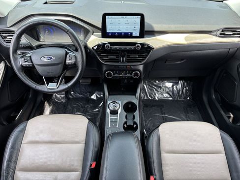 Used 2022 Ford Escape Titanium w/ Titanium Elite Package AWD/4WD image 20