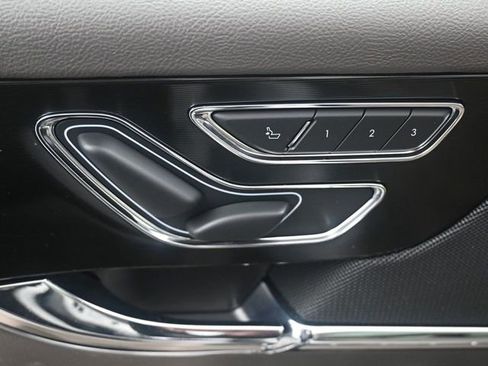 Used 2021 Lincoln Corsair Reserve w/ Equipment Group 201A image 5