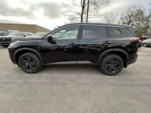 New 2026 Nissan Rogue SV FWD image 4