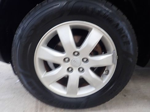Used 2012 Kia Sorento LX w/ Convenience Pkg FWD image 32
