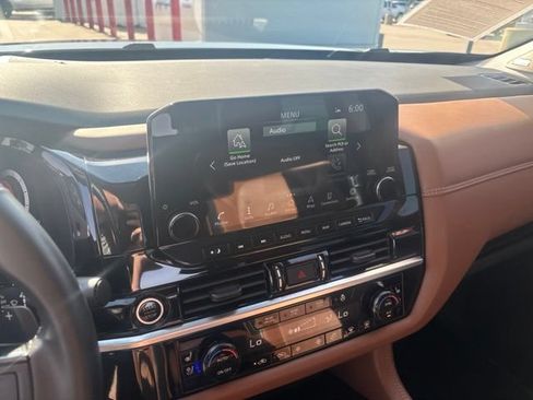 Used 2023 Nissan Pathfinder Platinum AWD/4WD image 19