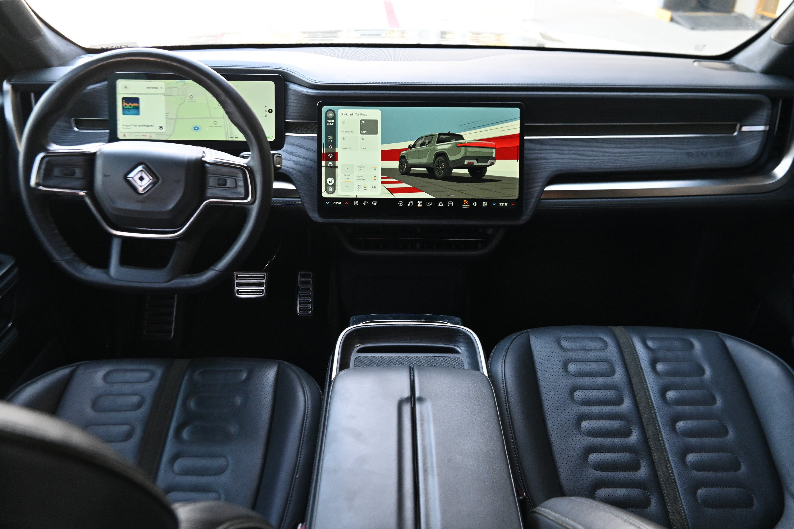 Used 2023 Rivian R1T Launch Edition AWD/4WD image 16