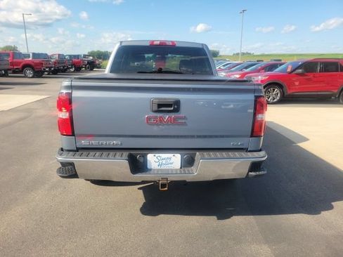 Used 2015 GMC Sierra 1500 SLE w/ SLE Value Package AWD/4WD image 4