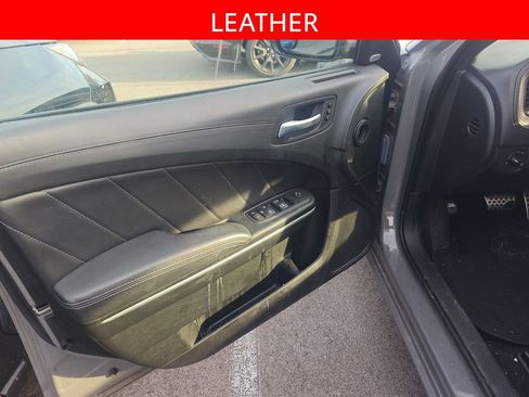 Used 2023 Dodge Charger SXT w/ Plus Group image 5
