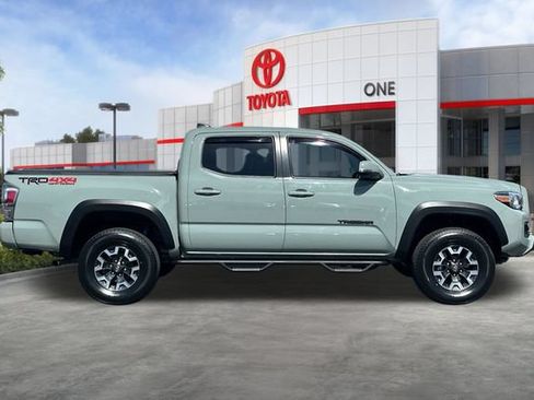 Certified 2023 Toyota Tacoma TRD Off-Road w/ Advanced Technology Package AWD/4WD image 3