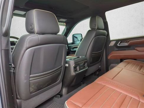 Used 2026 GMC Sierra 2500 Denali Ultimate AWD/4WD image 17