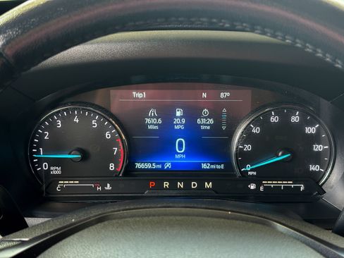 Used 2020 Ford Explorer XLT w/ Equipment Group 202A AWD/4WD image 8