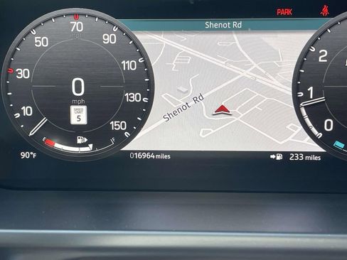 Used 2024 Land Rover Defender 110 SE AWD/4WD image 36