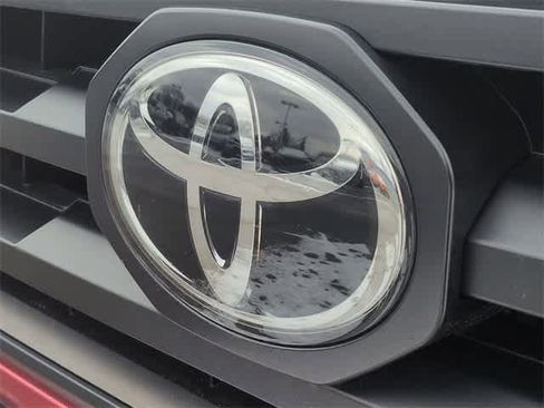 Used 2021 Toyota Tacoma SR image 12