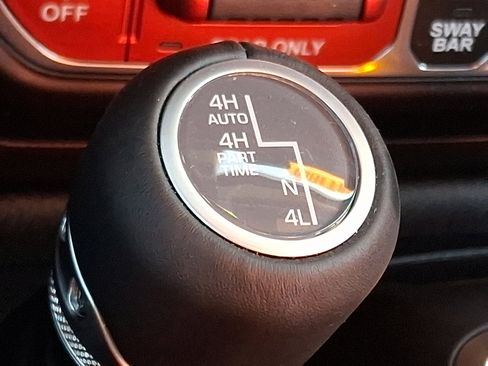 Certified 2024 Jeep Wrangler Unlimited Rubicon 392 image 25