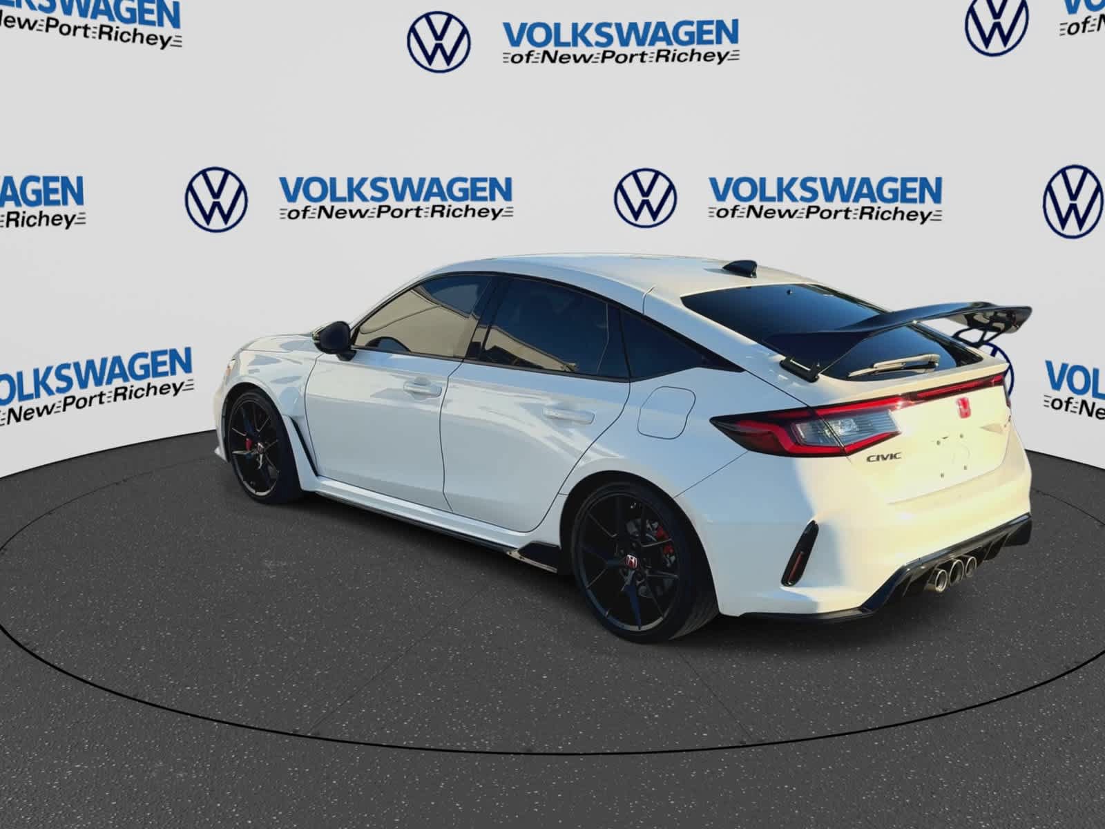 Used 2024 Honda Civic Type R image 6