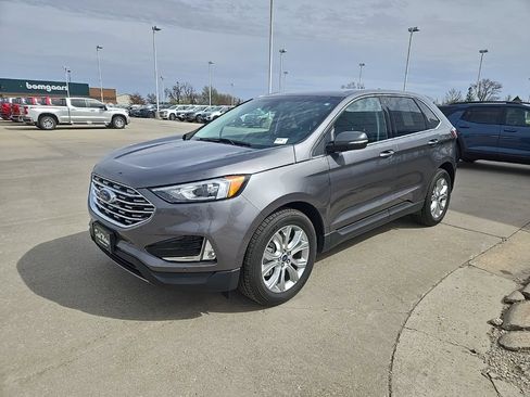Used 2022 Ford Edge Titanium w/ Class II Trailer Tow Package AWD/4WD image 4