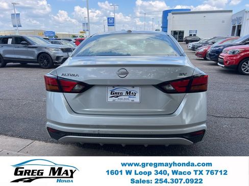 Used 2023 Nissan Altima 2.5 SV FWD image 6