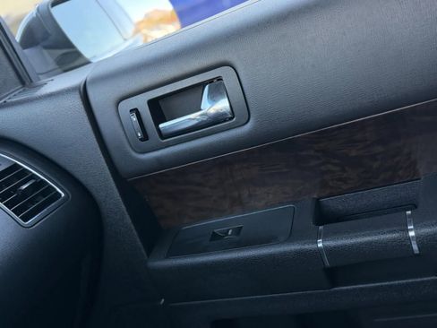 Used 2019 Ford Flex Limited image 39