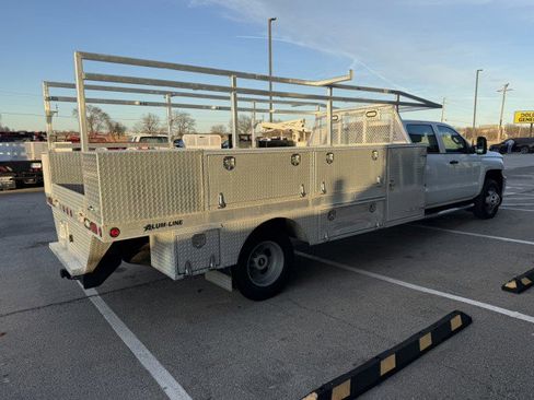 Used 2015 Chevrolet Silverado 3500 W/T w/ WT Convenience Package image 3
