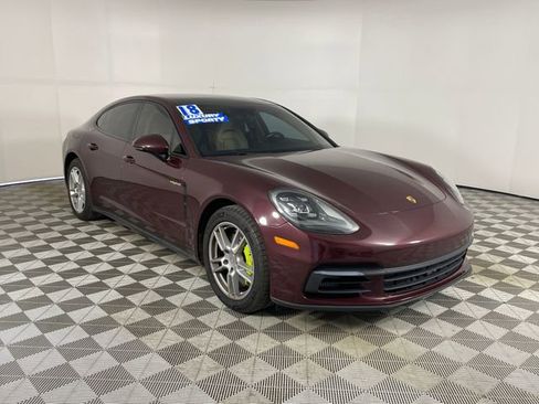 Used 2018 Porsche Panamera 4 w/ Premium Package Plus AWD/4WD image 16