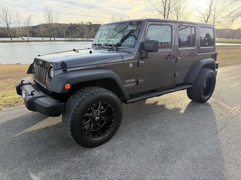 Used 2014 Jeep Wrangler Unlimited Sport w/ Quick Order Package 24S image 3