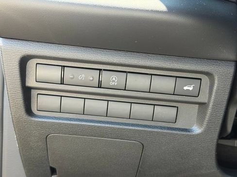 New 2026 Mitsubishi Outlander SE FWD image 23