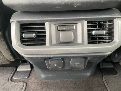 Used 2022 Ford F150 Lariat w/ Equipment Group 502A High image 64