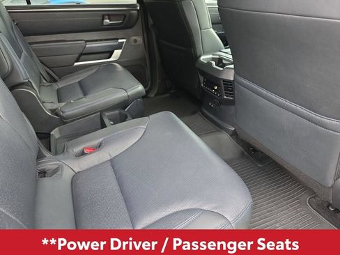 Used 2025 Toyota Sequoia Platinum AWD/4WD image 17