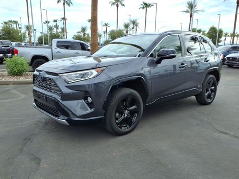 Used 2019 Toyota RAV4 XSE AWD/4WD image 8