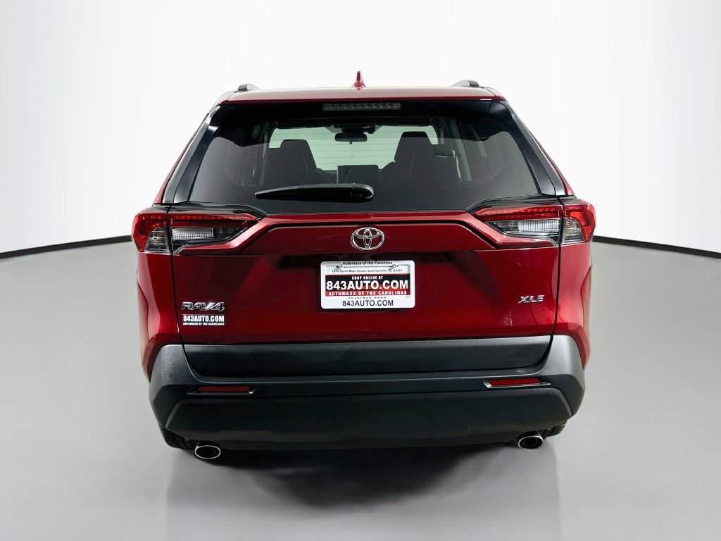 Used 2023 Toyota RAV4 XLE Premium FWD image 6