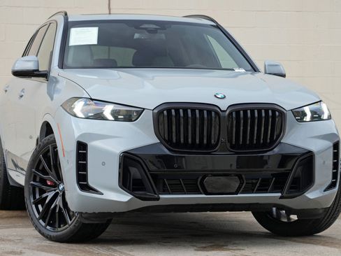 Used 2024 BMW X5 sDrive40i w/ M Sport Package RWD image 4