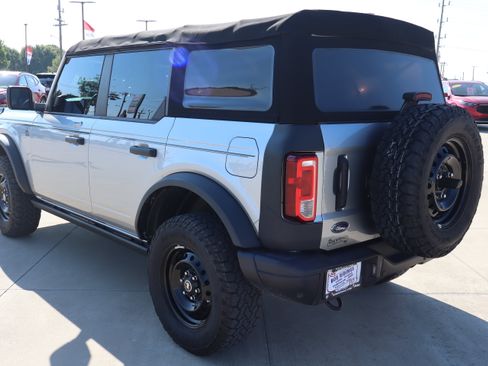 Used 2022 Ford Bronco Black Diamond AWD/4WD image 7
