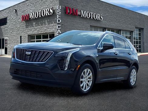 Used 2019 Cadillac XT4 Luxury w/ Cold Weather Package AWD/4WD image 1