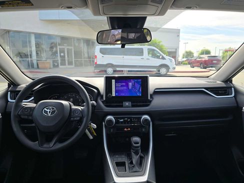 Certified 2025 Toyota RAV4 LE FWD image 18