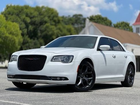 Used 2021 Chrysler 300 S RWD image 1