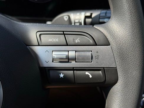 Used 2025 Hyundai Sonata SE image 22