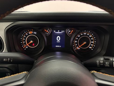 Used 2024 Jeep Wrangler Unlimited Sport AWD/4WD image 18