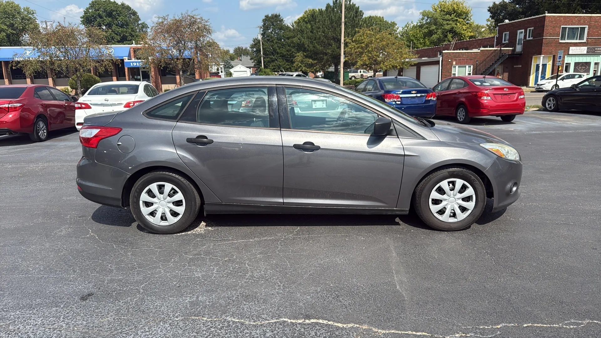 Used 2013 Ford Focus S FWD image 4