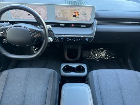 Used 2024 Hyundai Ioniq 5 SE RWD image 14