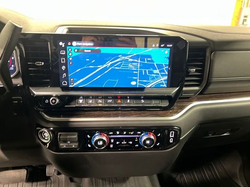 New 2026 GMC Sierra 2500 SLE w/ SLE Value Package; AWD/4WD image 22