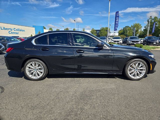Used 2024 BMW 330i xDrive Sedan w/ Convenience Package AWD/4WD image 7
