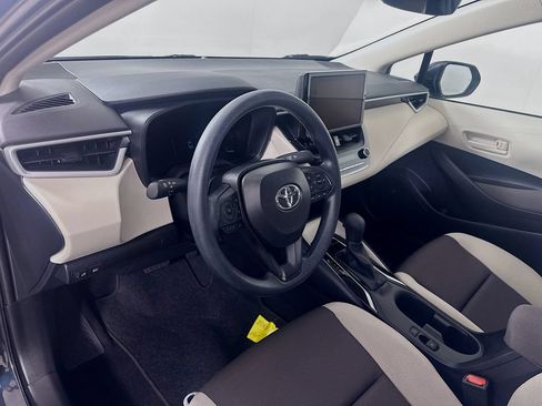 Used 2026 Toyota Corolla LE FWD image 9