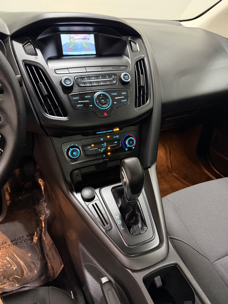 Used 2018 Ford Focus SE FWD image 13