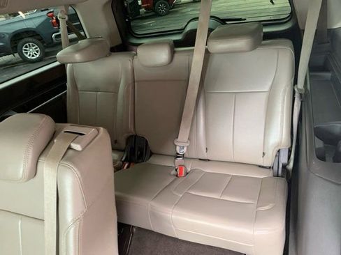 Used 2019 Ford Expedition Max XLT w/ Equipment Group 202A image 18