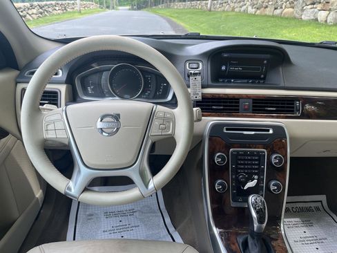 Used 2015 Volvo XC70 3.2 Premier AWD/4WD image 5