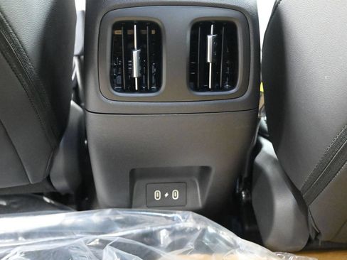 Certified 2025 Hyundai Santa Cruz SEL AWD/4WD image 20
