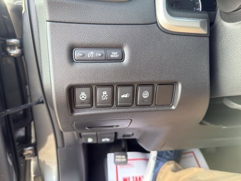 Used 2020 Nissan Murano SL w/ Cargo Package image 12