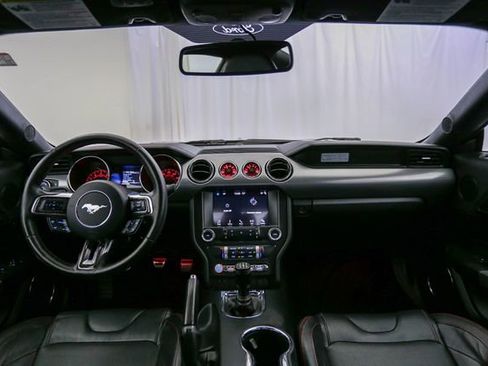 Used 2017 Ford Mustang GT Premium w/ GT Performance Package RWD image 12