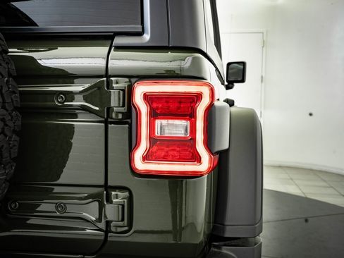 Used 2023 Jeep Wrangler Unlimited Rubicon 4xe w/ Cold Weather Group image 9