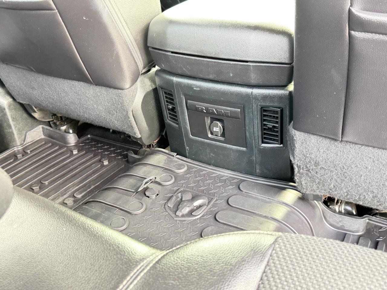 Used 2016 RAM 1500 Sport w/ Black Ram 1500 Sport Group AWD/4WD image 44