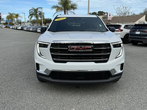 Used 2025 GMC Acadia Elevation image 14