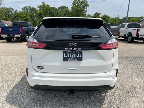 Used 2024 Ford Edge ST-Line w/ Class II Trailer Tow Package AWD/4WD image 6